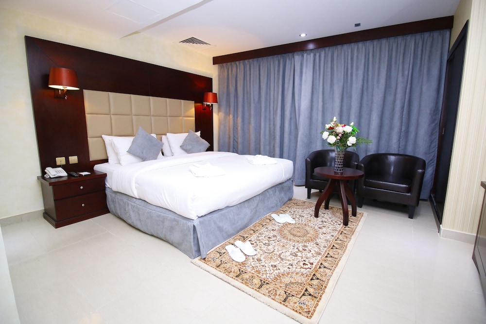 Royal Falcon Hotel 15