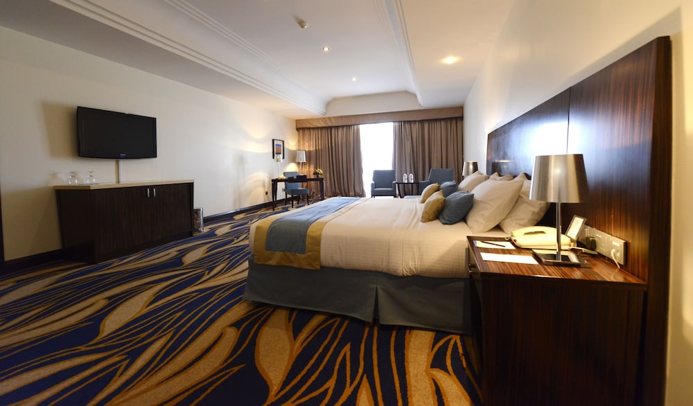 Mirfa Hotel 4