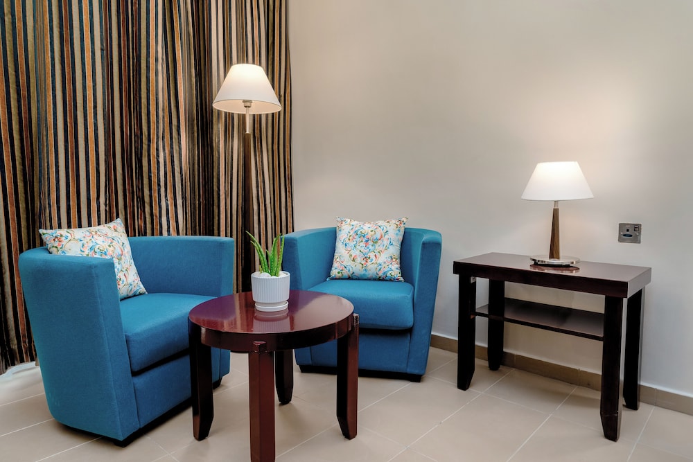 Metropolitan Al Mafraq Hotel 10