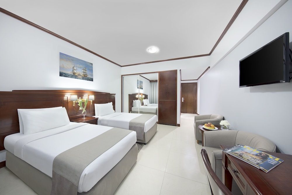 Admiral Plaza Hotel 4
