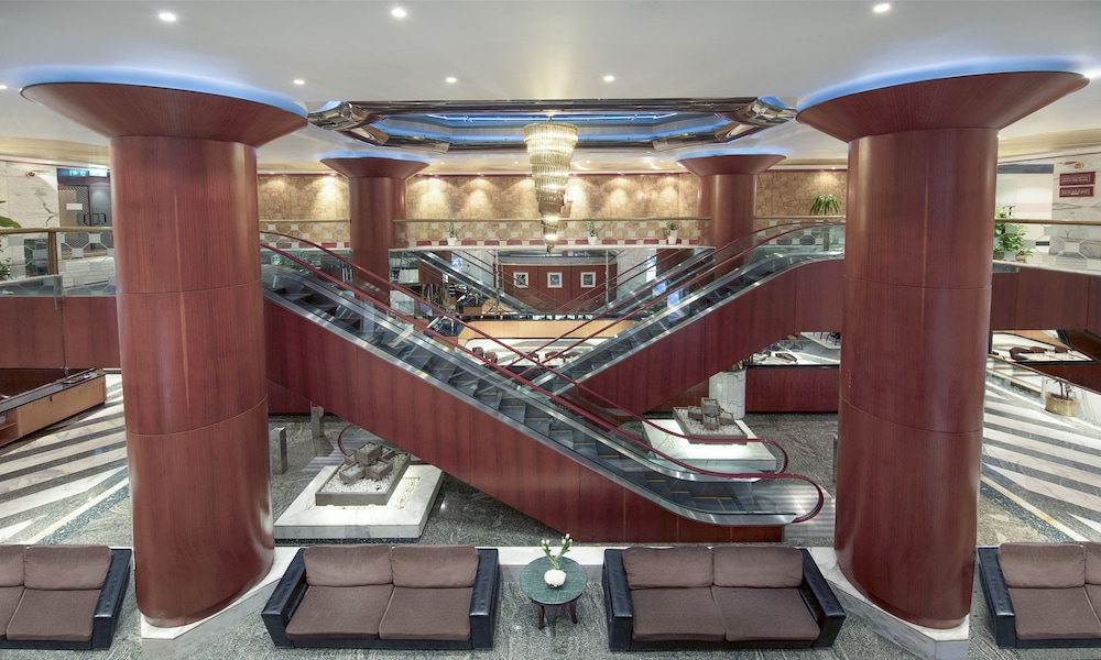 Admiral Plaza Hotel 24