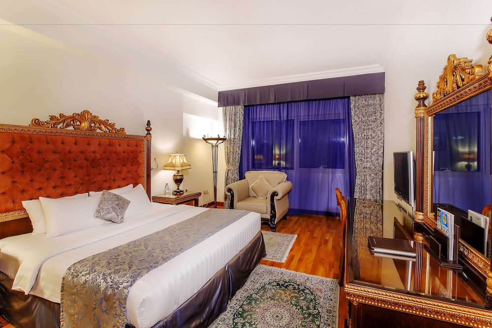 Grand Excelsior Hotel Bur Dubai 11
