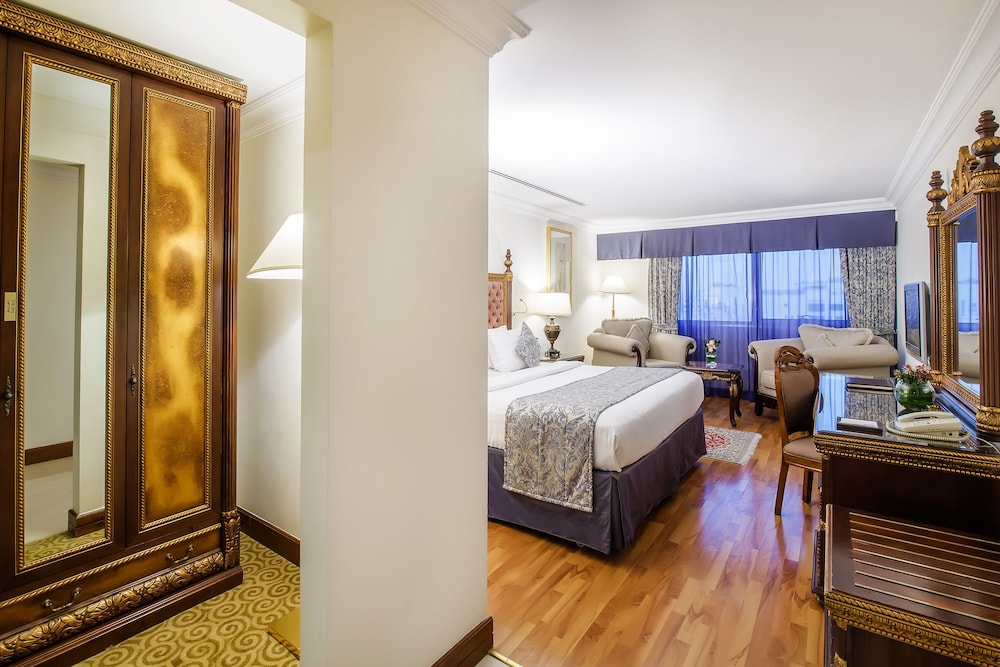 Grand Excelsior Hotel Bur Dubai 21