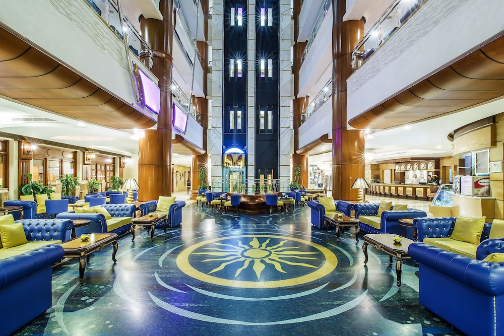 Grand Excelsior Hotel Bur Dubai 4