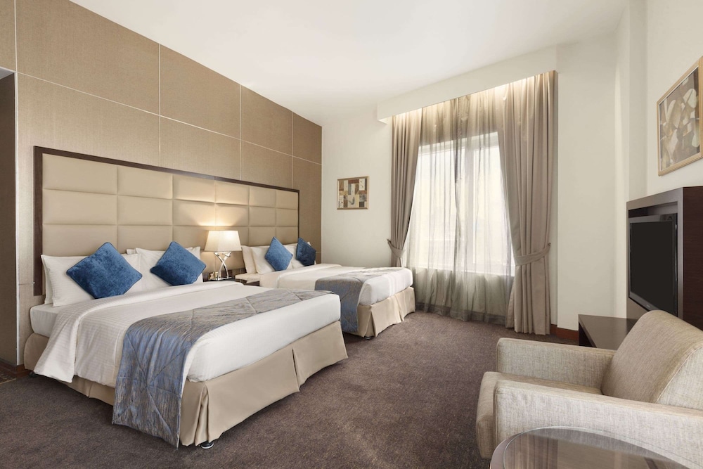 Howard Johnson by Wyndham Bur Dubai 24