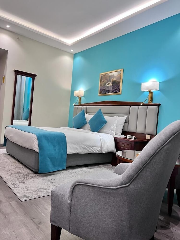 Howard Johnson by Wyndham Bur Dubai 18