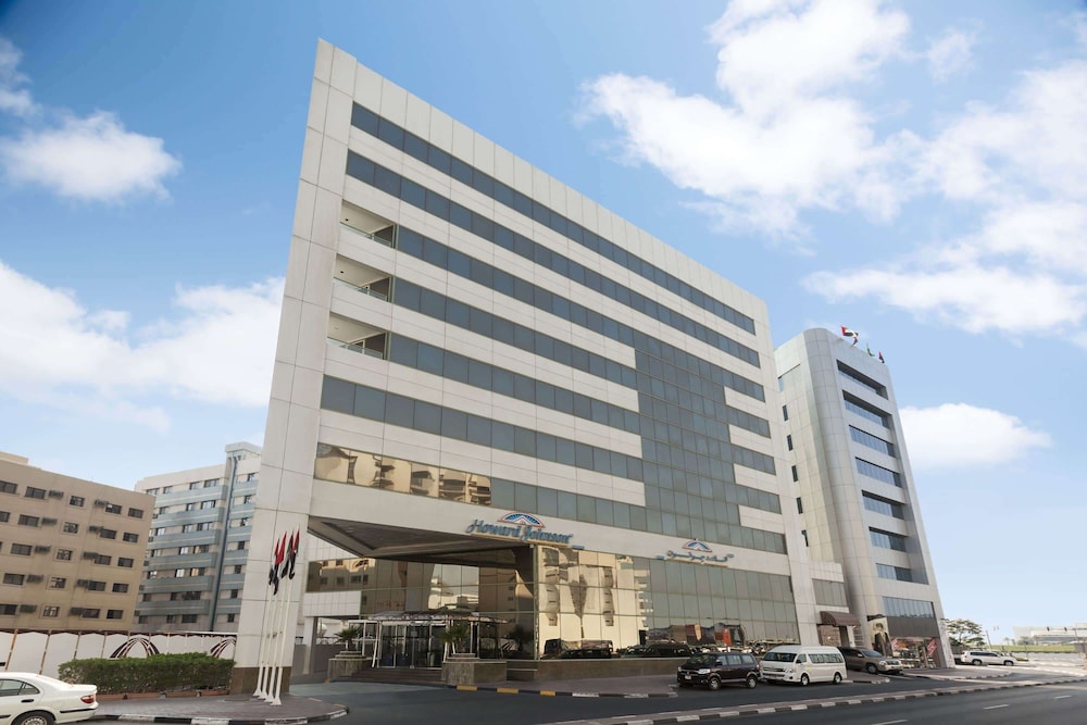 Howard Johnson by Wyndham Bur Dubai 1