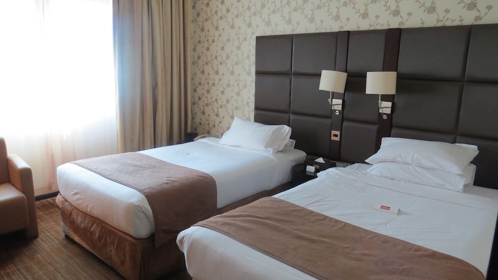 The Park Hotel 10