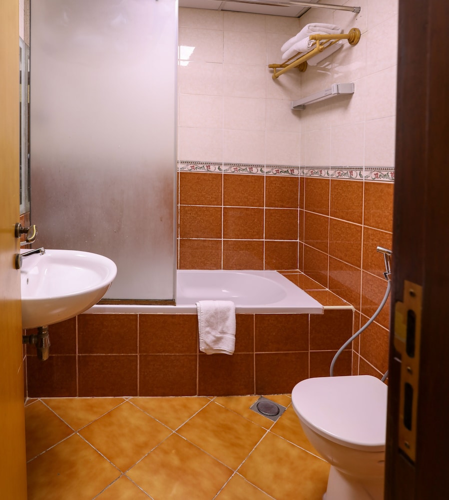 West Zone Pearl Hotel Apartment 20