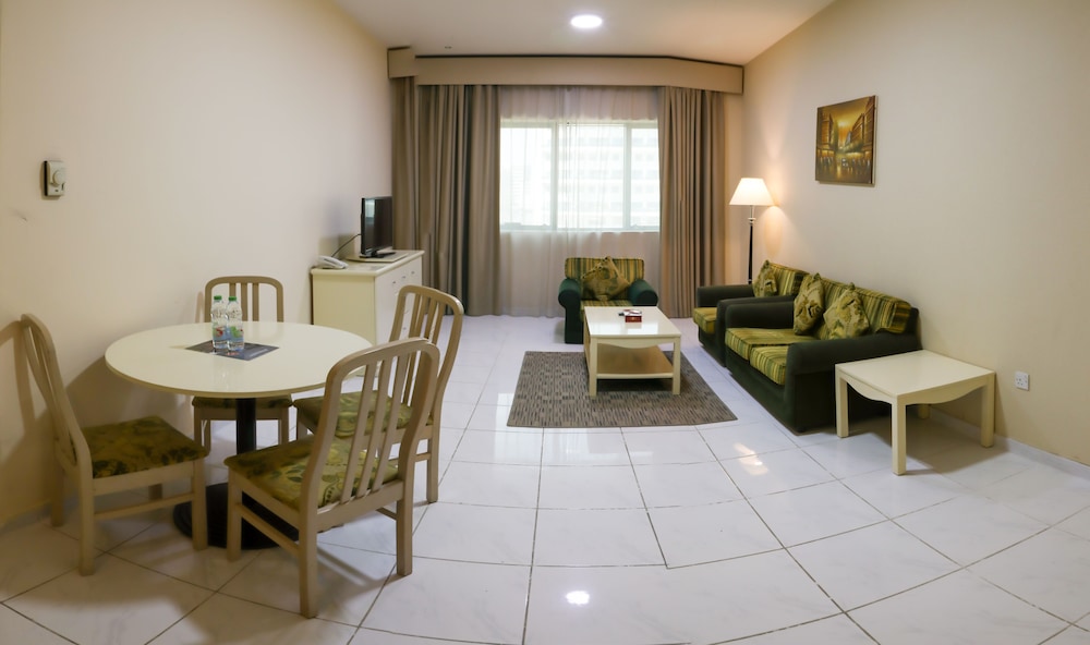 West Zone Pearl Hotel Apartment 16