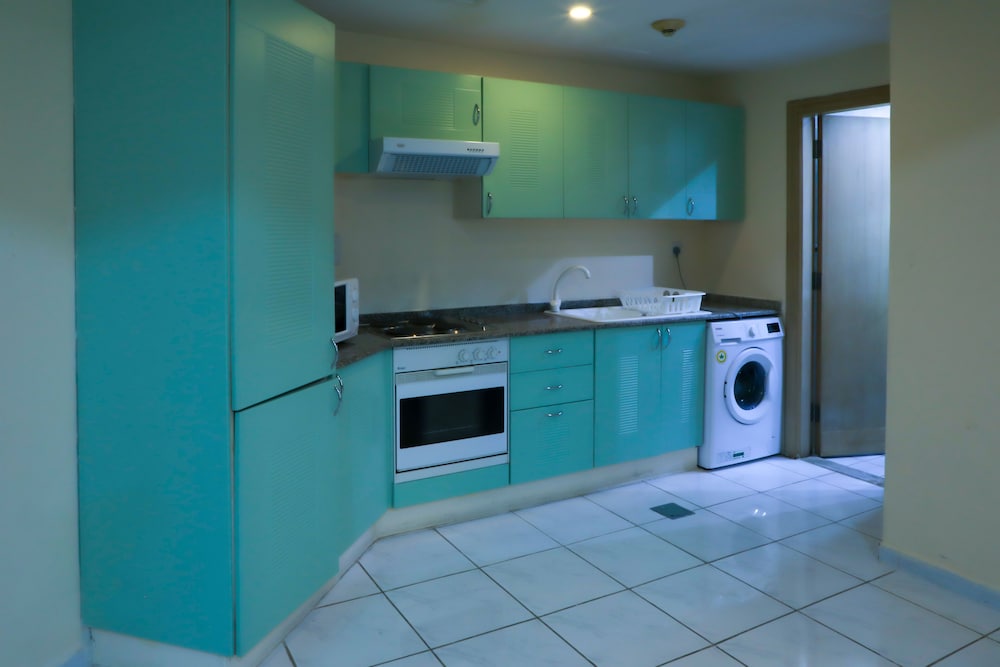 West Zone Pearl Hotel Apartment 13