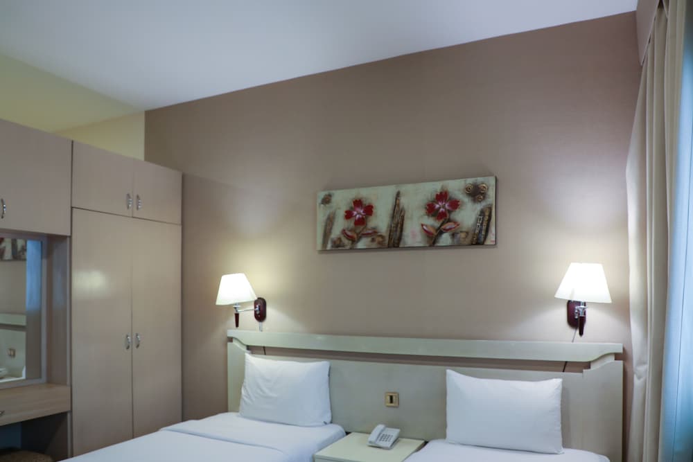 West Zone Pearl Hotel Apartment 10