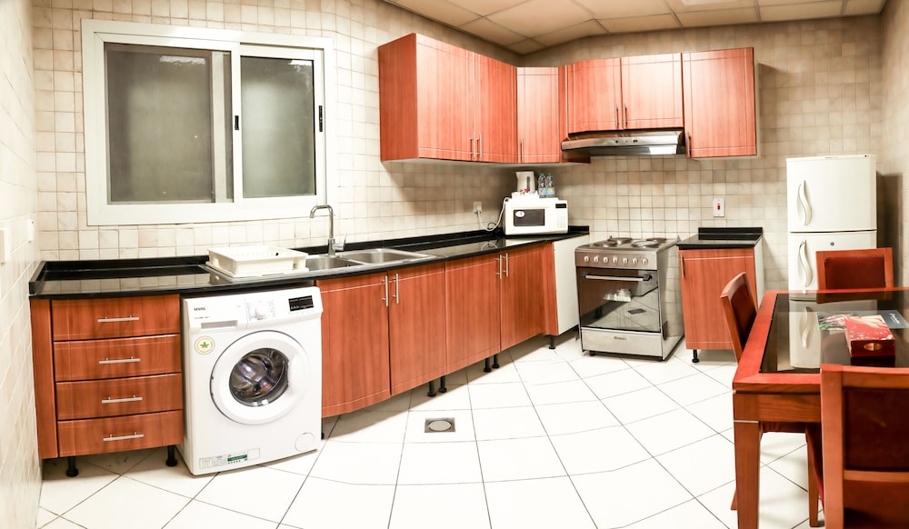 West Zone Pearl Hotel Apartment 11