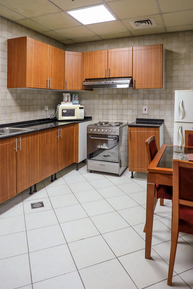 West Zone Pearl Hotel Apartment 12