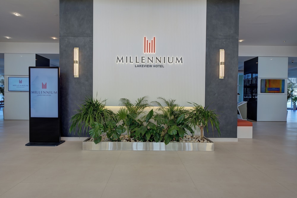 Millennium Lakeview Hotel 2