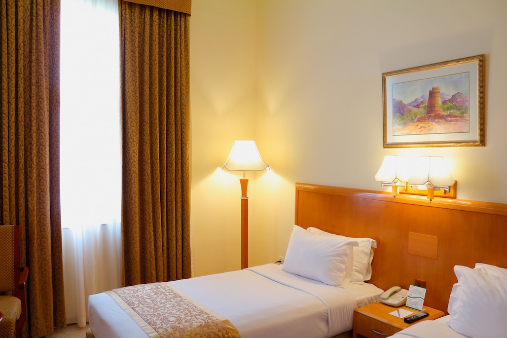 Sharjah Premiere Hotel & Resort 7