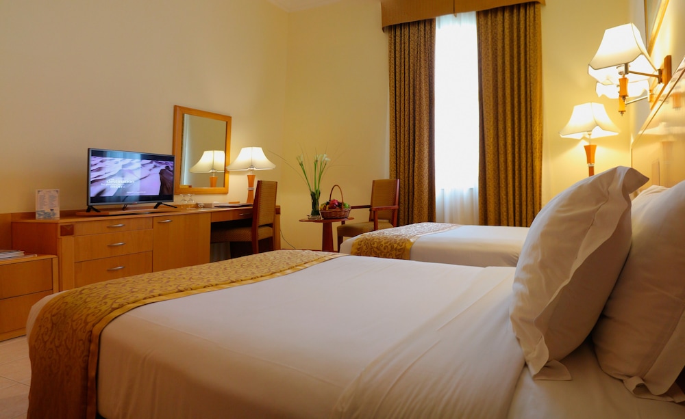 Sharjah Premiere Hotel & Resort 3