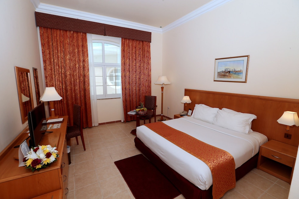 Sharjah Premiere Hotel & Resort 14