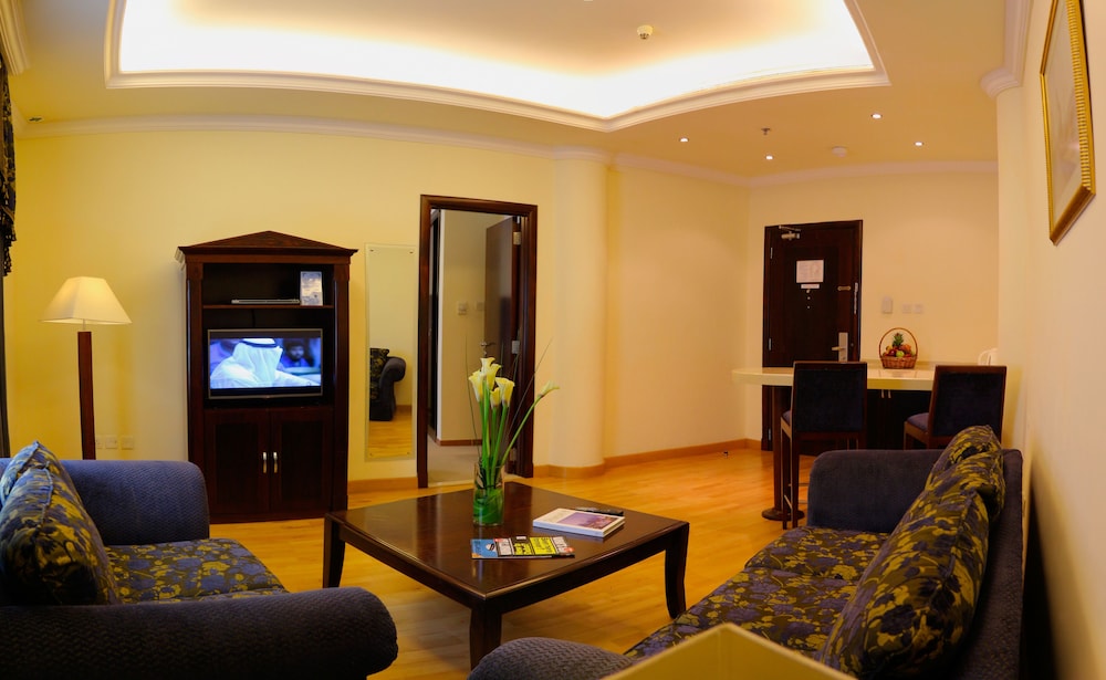 Sharjah Premiere Hotel & Resort 24