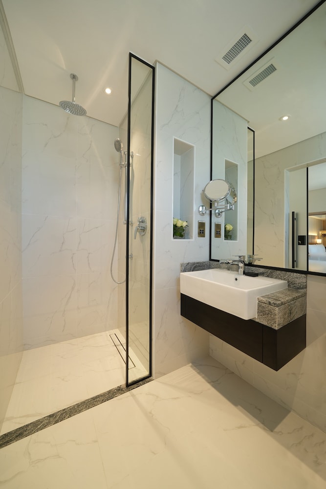 Arabian Park Dubai, an Edge by Rotana 24