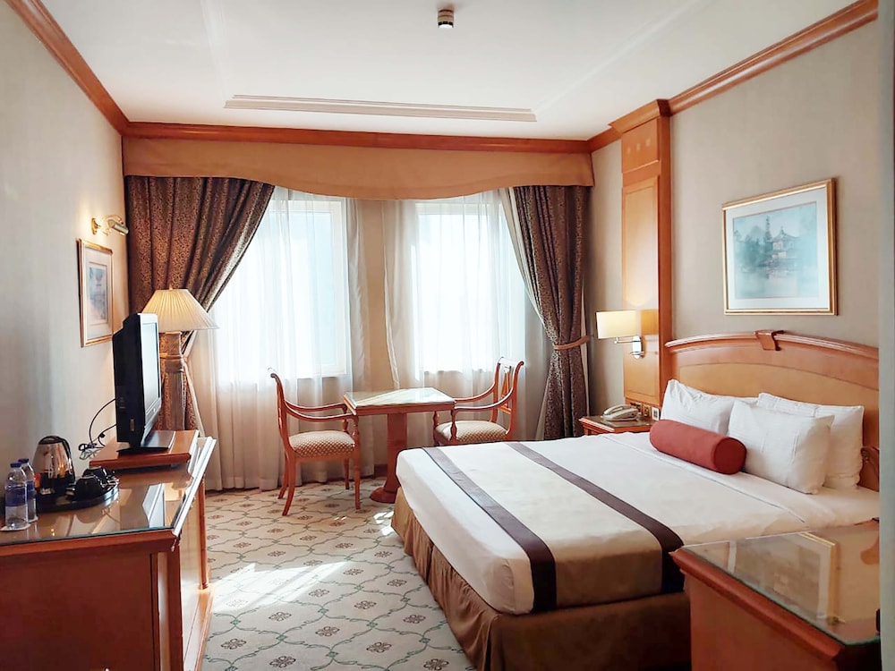 Knight Castle Hotel 16