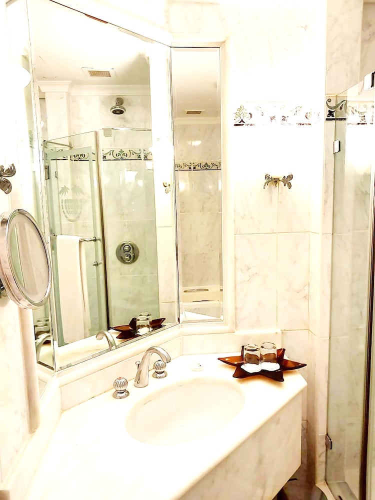 Knight Castle Hotel 23