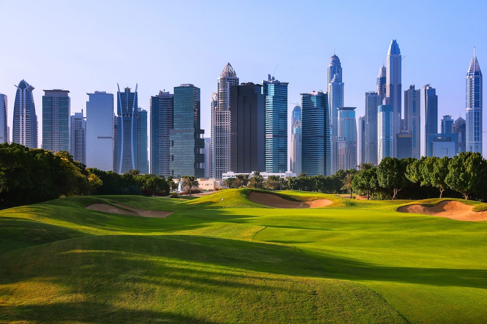 Address Montgomerie 23