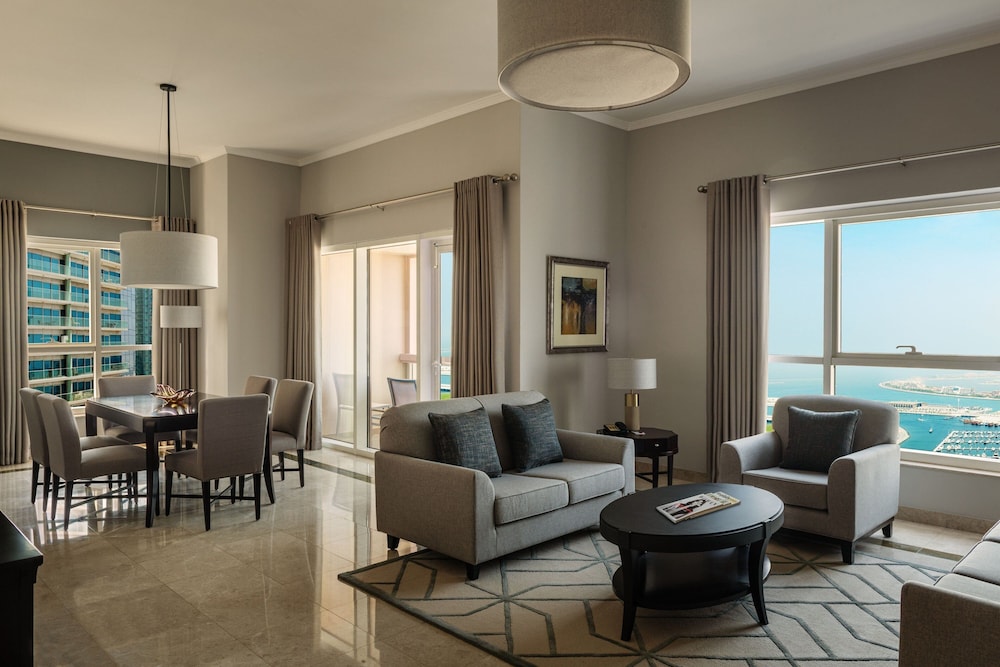 Dubai Marriott Harbour Hotel & Suites 24