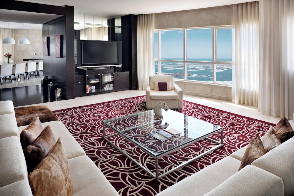Dubai Marriott Harbour Hotel & Suites 21