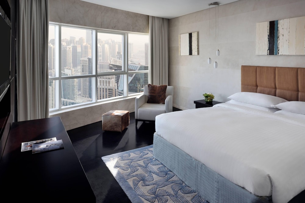 Dubai Marriott Harbour Hotel & Suites 8