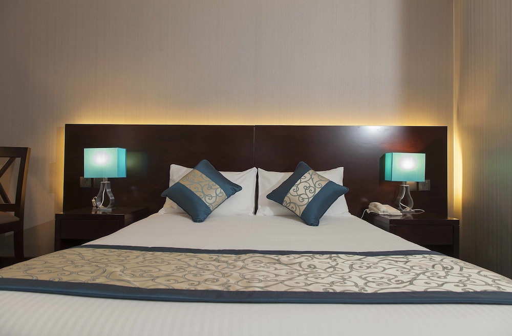 Novel Hotel City Center 6