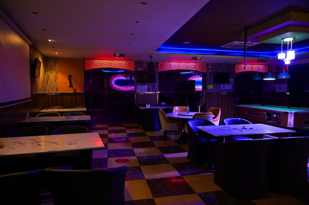 Abjad Crown Hotel 9
