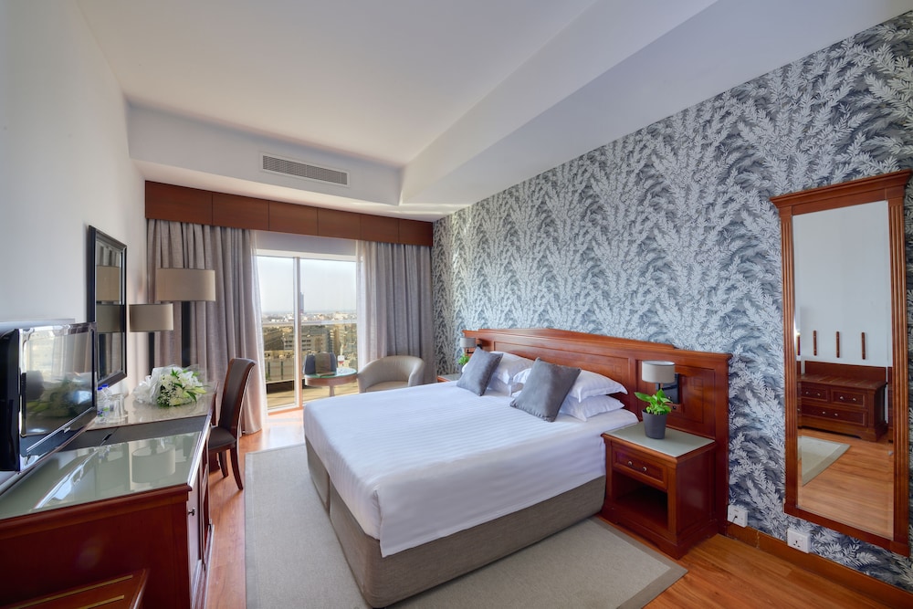 Majestic City Retreat Hotel 16