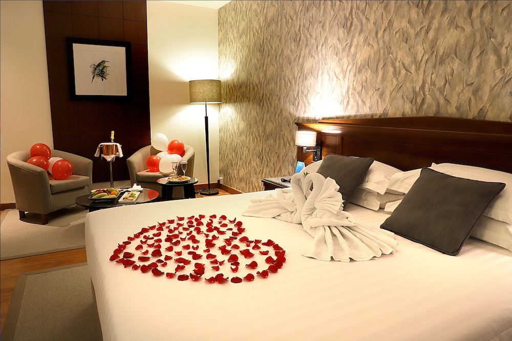 Majestic City Retreat Hotel 13