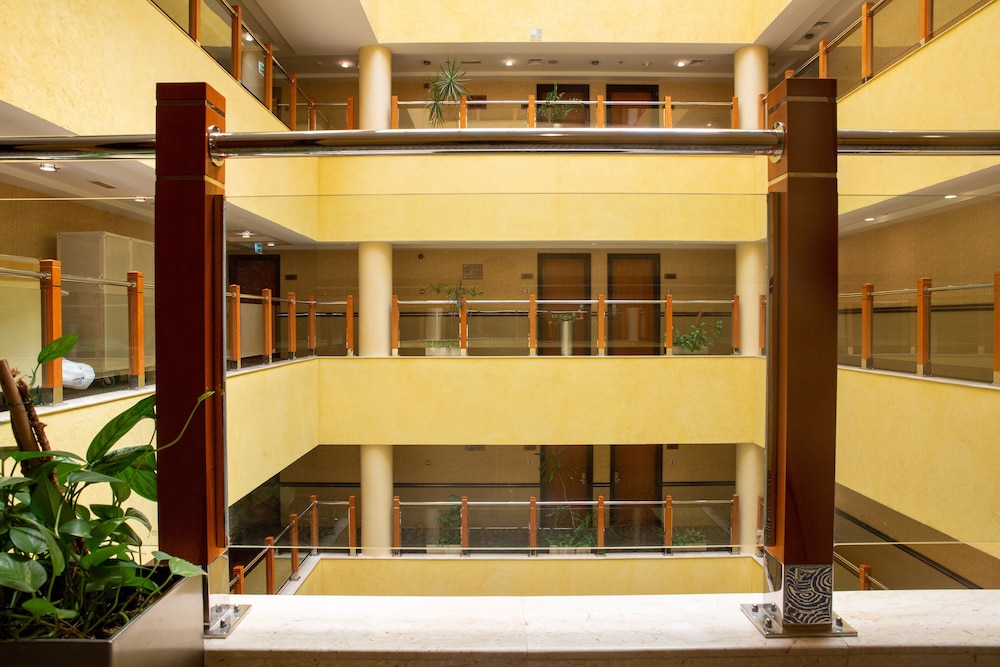 Grand Central Hotel 23