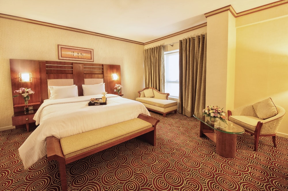 Grand Central Hotel 12