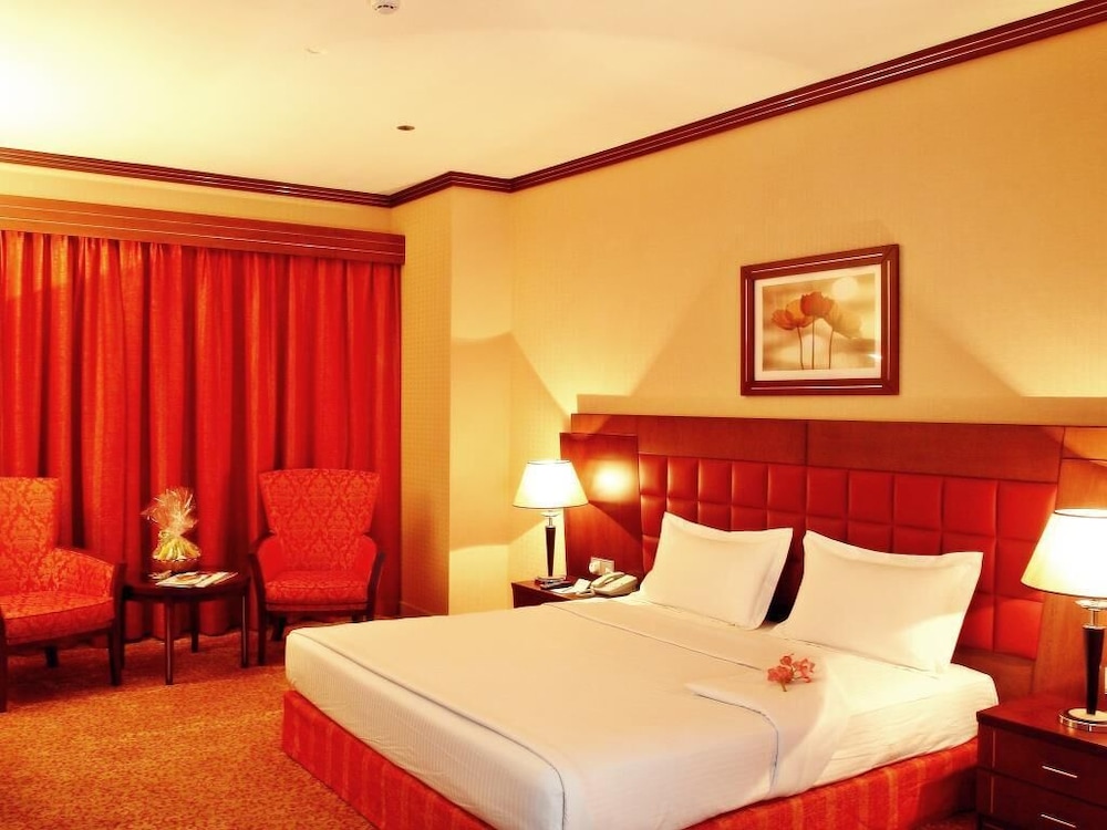 Grand Central Hotel 10