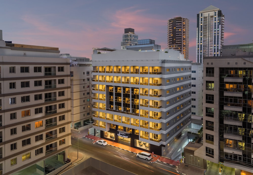Savoy Crest Hotel Apartments 1