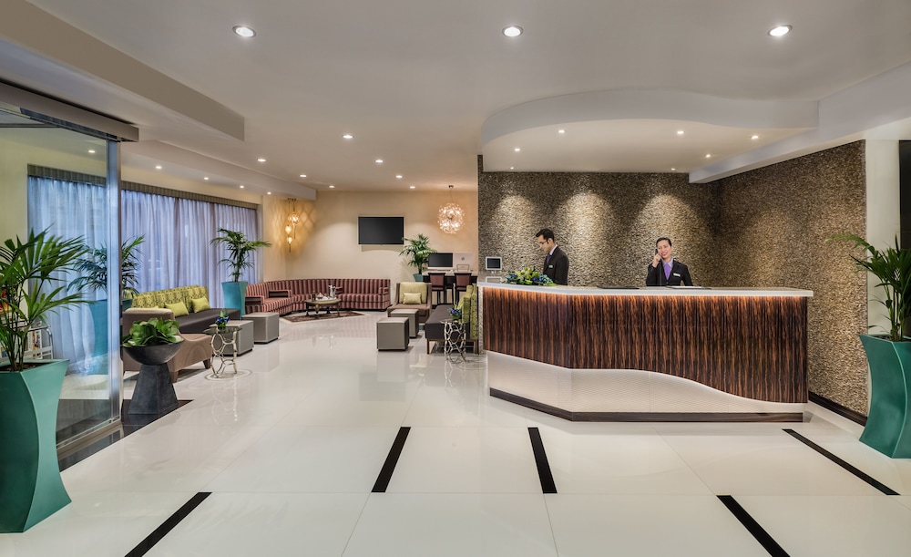Savoy Crest Hotel Apartments 2