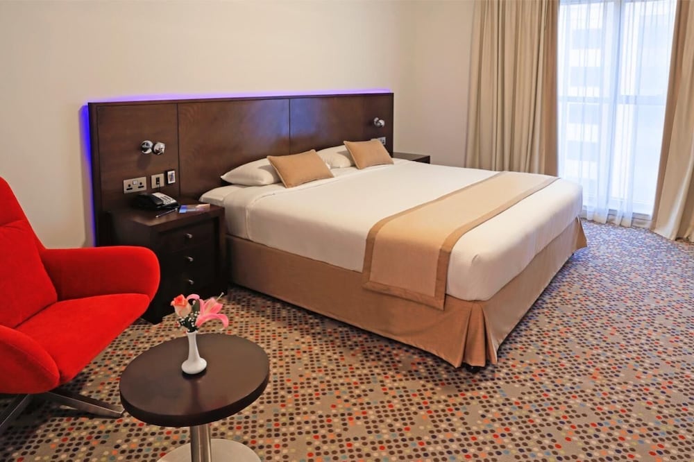 MENA Aparthotel Al Barsha 10