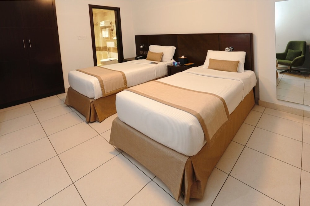MENA Aparthotel Al Barsha 8