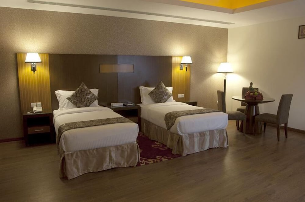 Fortune Pearl Hotel, Deira, Dubai 13