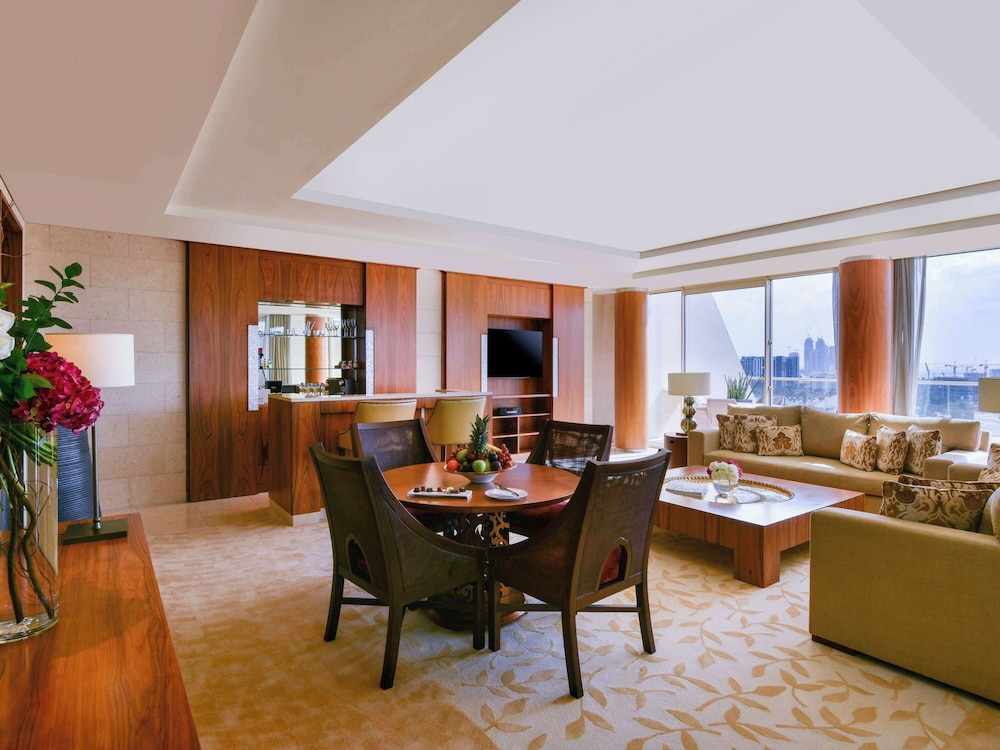 Raffles Dubai 23