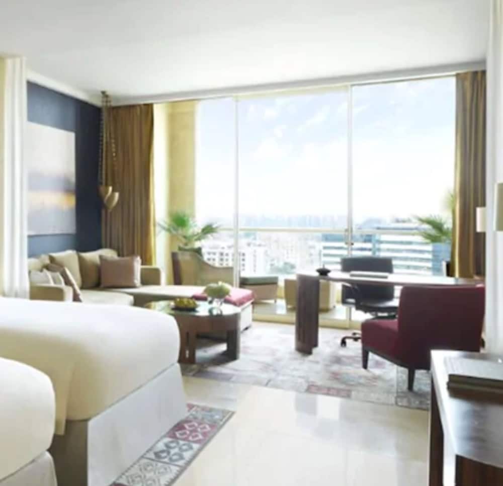Raffles Dubai 8