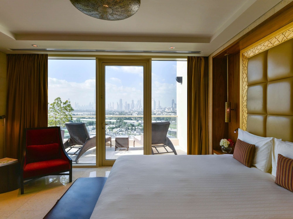 Raffles Dubai 12