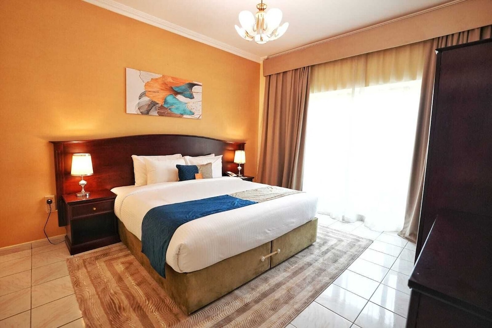 Manchester Plaza Hotel 10