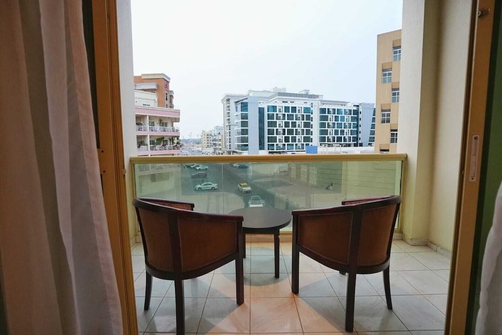 Manchester Plaza Hotel 22