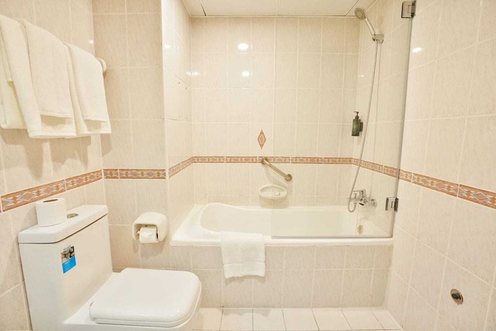 Manchester Plaza Hotel 18
