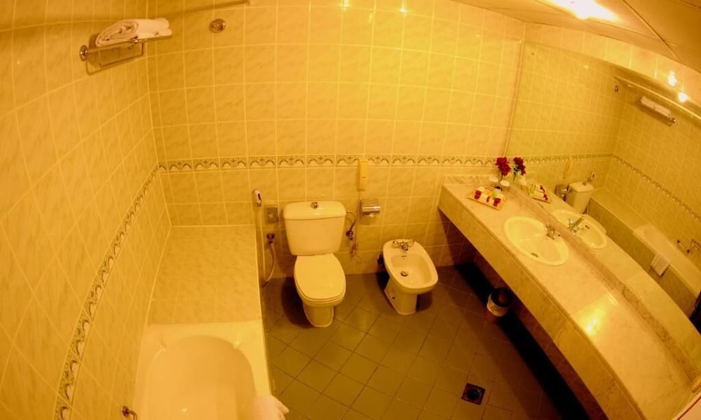 York International Hotel 11