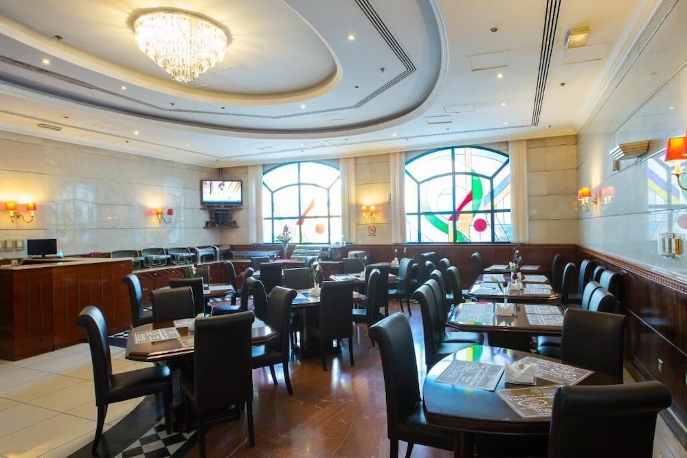 York International Hotel 13